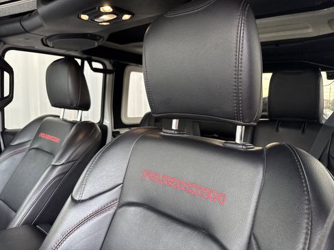 Used 2019 Jeep Wrangler Unlimited Rubicon image 18