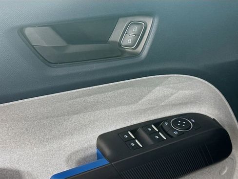 New 2026 Ford Maverick XLT image 21