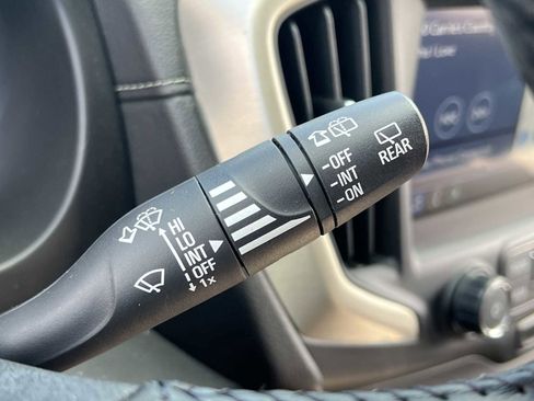 Used 2018 GMC Terrain Denali w/ Advanced Safety Package image 15