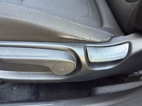 Used 2022 Hyundai Tucson SE FWD image 14