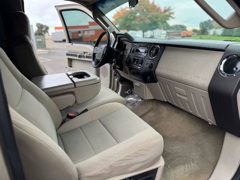 Used 2008 Ford F250 XLT image 15