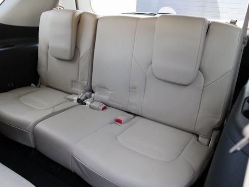 Used 2023 Nissan Armada SL w/ Cargo Package image 7