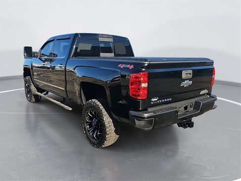 Used 2017 Chevrolet Silverado 2500 High Country image 5