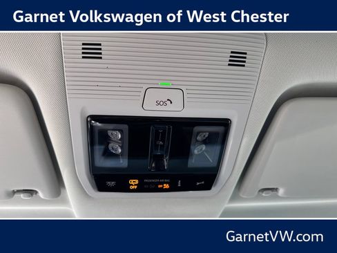New 2025 Volkswagen ID. Buzz 1st Edition AWD/4WD image 31