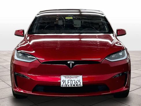 Used 2024 Tesla Model X image 3