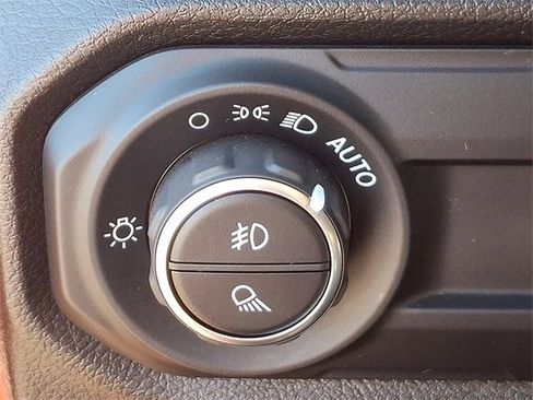 Used 2024 Jeep Gladiator Sport image 23