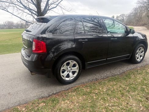 Used 2013 Ford Edge SE image 10
