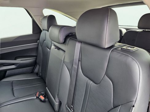 New 2025 Kia Sorento S image 28