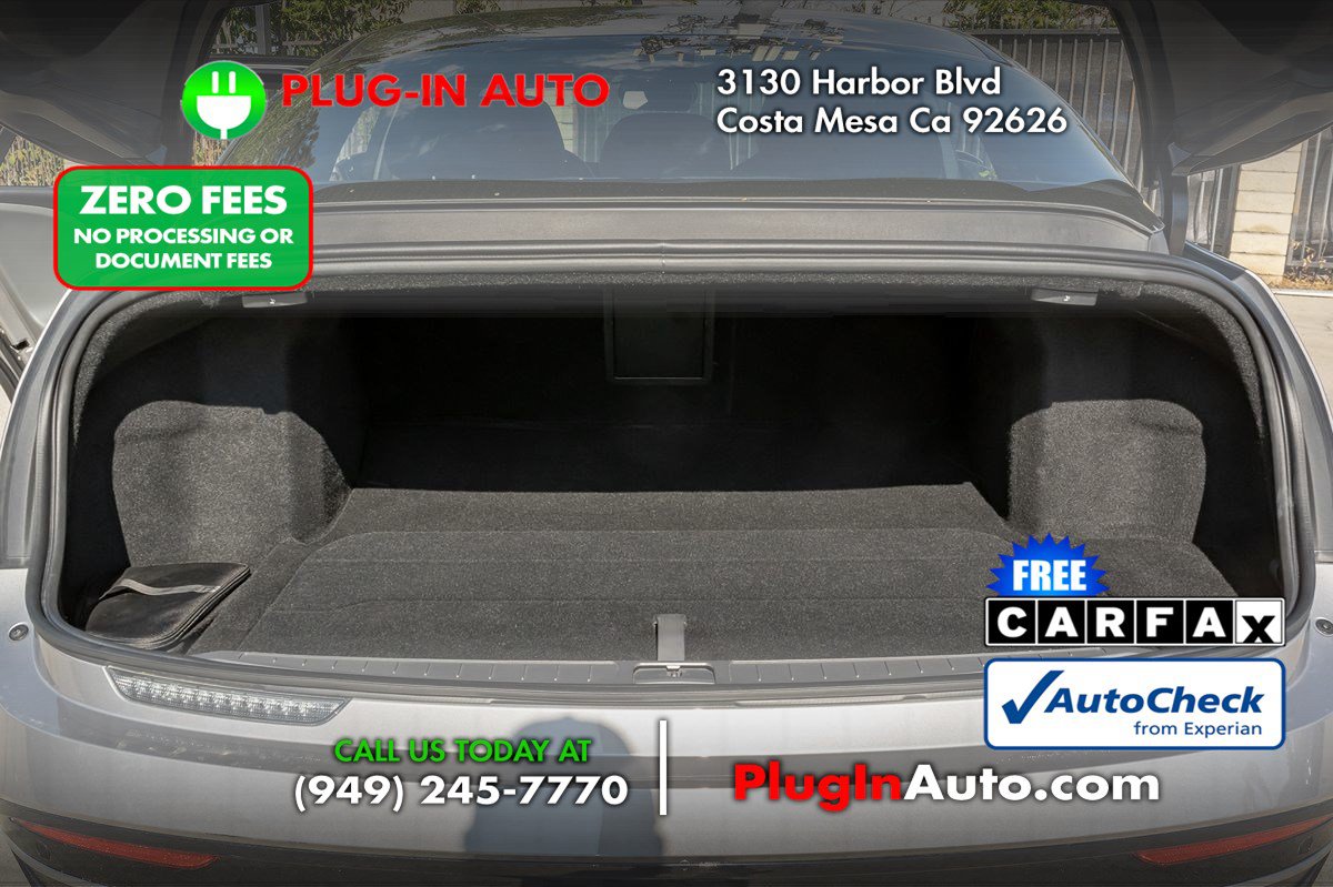 Used 2024 Lucid Air Pure RWD image 10