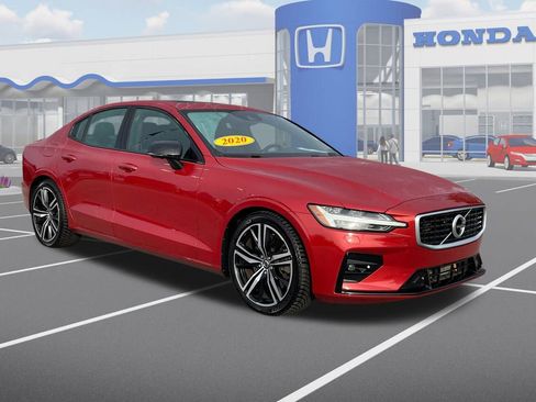 Used 2020 Volvo S60 T6 R-Design image 1