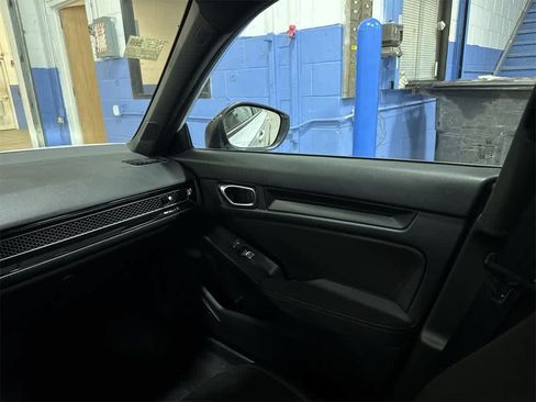 Certified 2022 Honda Civic Sport image 11