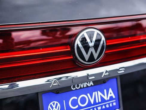 New 2026 Volkswagen Atlas SE image 11