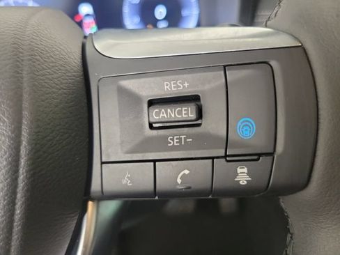 Certified 2025 INFINITI QX60 Luxe AWD/4WD image 23