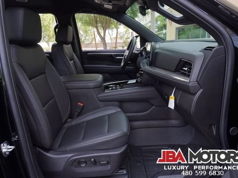 Used 2025 Chevrolet Suburban LT RWD image 99