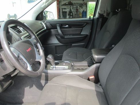 Used 2015 GMC Acadia SLE AWD/4WD image 28