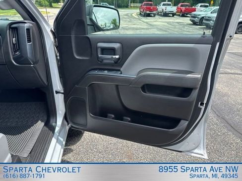 Used 2017 Chevrolet Silverado 1500 Custom w/ Custom Convenience Package AWD/4WD image 23