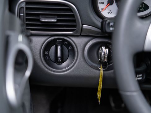 Used 2006 Porsche 911 Carrera 4S image 68