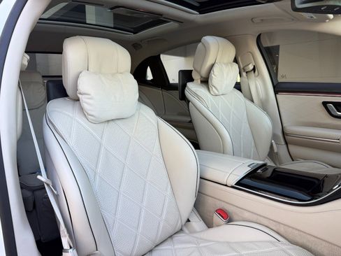 Used 2021 Mercedes-Benz Maybach S 580 Mercedes-Maybach S 580 4MATIC image 36