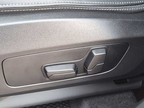 New 2026 BMW X1 xDrive28i AWD/4WD image 17