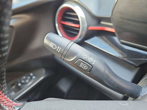 Certified 2024 Chevrolet Trax RS image 27