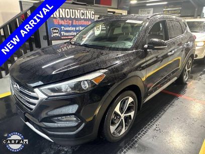 Used 2017 Hyundai Tucson Limited w/ Limited Ultimate Package 03