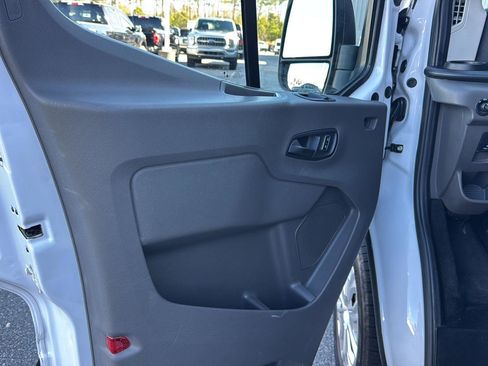 Used 2022 Ford Transit 350 XLT image 12