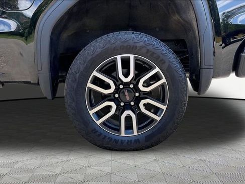 Used 2021 GMC Sierra 1500 AT4 w/ AT4 Premium Package AWD/4WD image 22