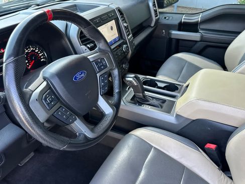 Used 2019 Ford F150 Raptor image 11