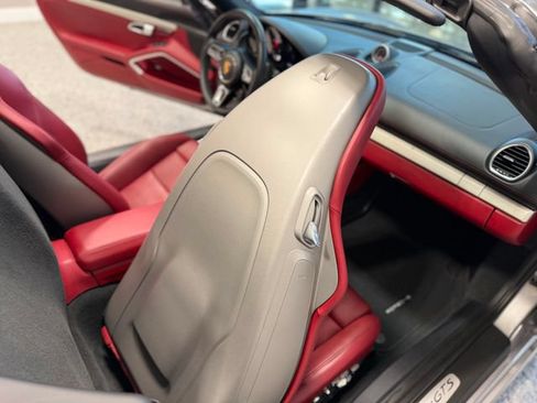 Used 2023 Porsche 718 Boxster GTS RWD image 31