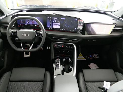 New 2026 Audi SQ5 Premium Plus image 9