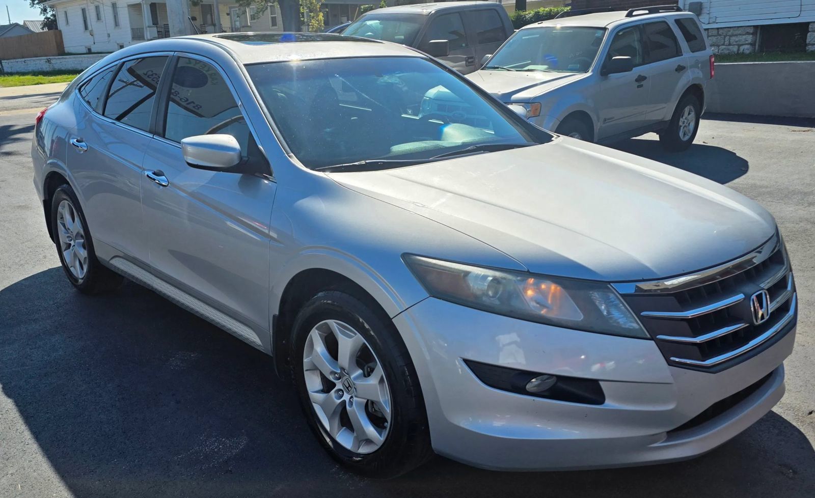 Used 2012 Honda Crosstour EX-L image 2