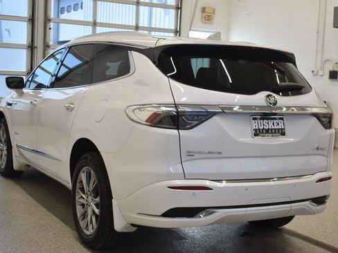 Used 2024 Buick Enclave Avenir w/ Avenir Technology Package AWD/4WD image 10