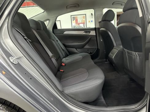 Used 2019 Hyundai Sonata SE image 15