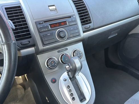 Used 2011 Nissan Sentra 2.0 image 8