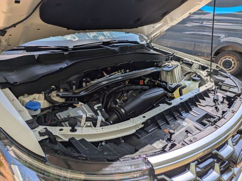 New 2026 Ford Explorer Platinum image 43