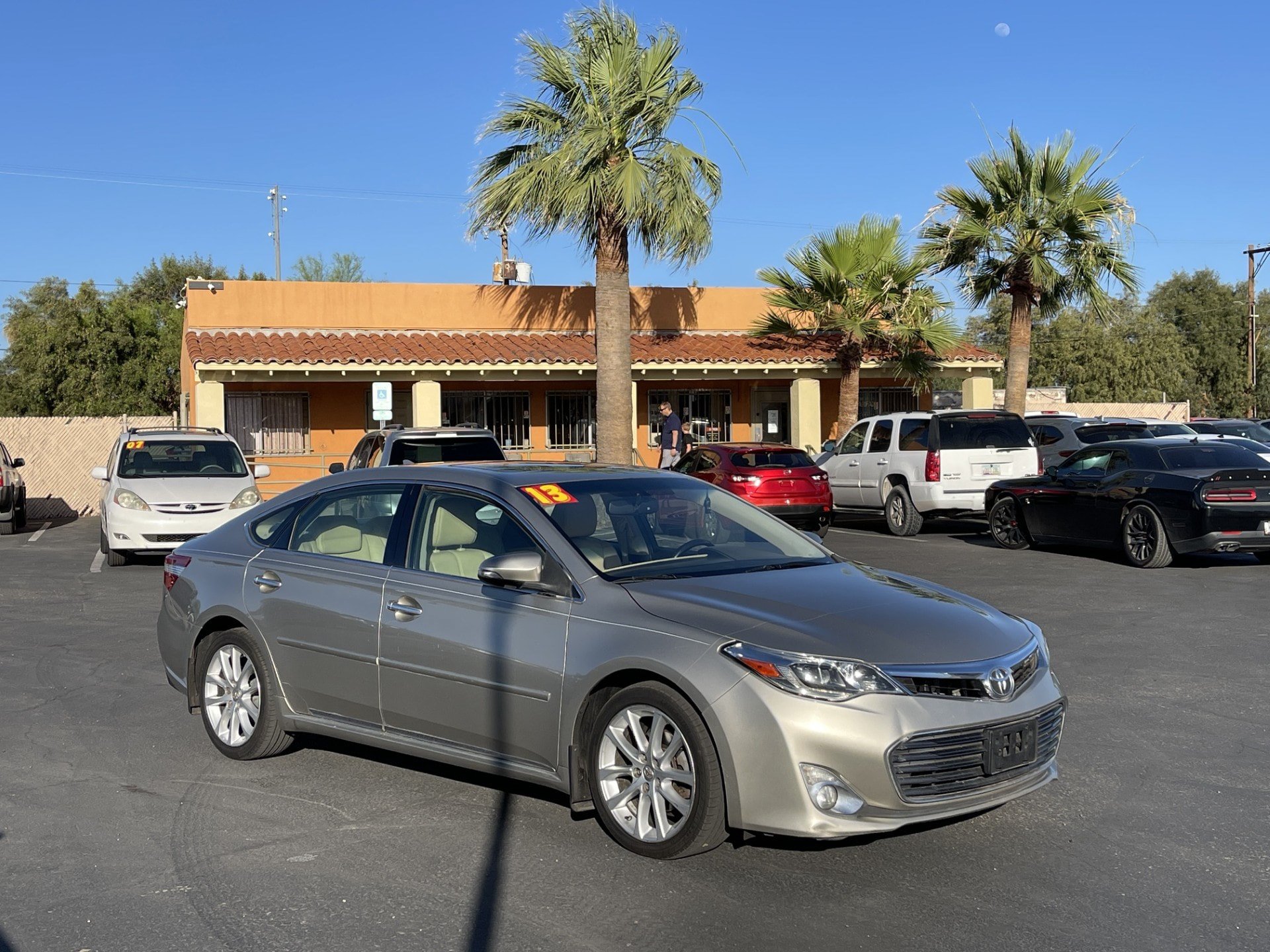 Used 2013 Toyota Avalon FWD image 7