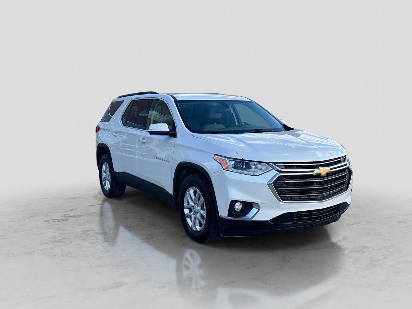 Used 2019 Chevrolet Traverse LT w/ LPO, Floor Liner Package AWD/4WD image 8