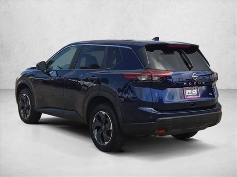 Used 2024 Nissan Rogue SV FWD image 7