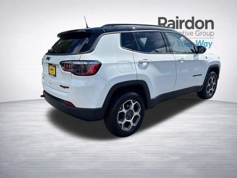 Used 2022 Jeep Compass Trailhawk w/ Trailhawk Convenience Group AWD/4WD image 7