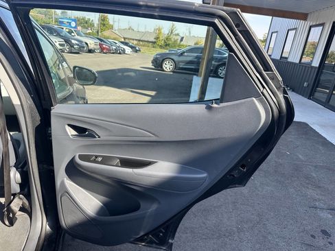 Used 2020 Chevrolet Bolt LT image 17