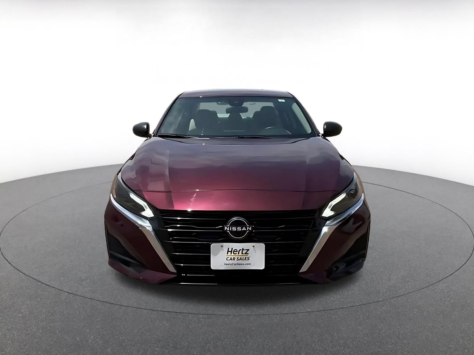Used 2025 Nissan Altima 2.5 SV FWD image 4