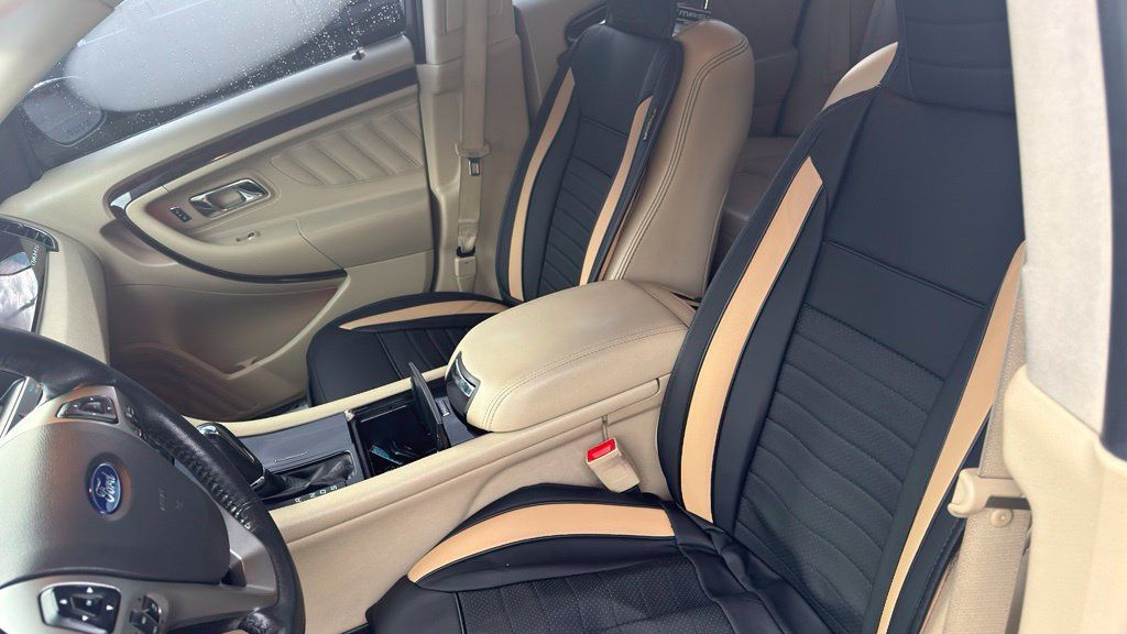 Used 2019 Ford Taurus Limited FWD image 11