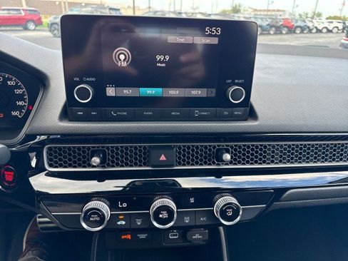 Used 2023 Honda Civic Sport image 18