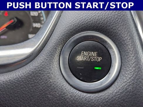 Used 2020 Chevrolet Traverse LT w/ LT Premium Package image 12