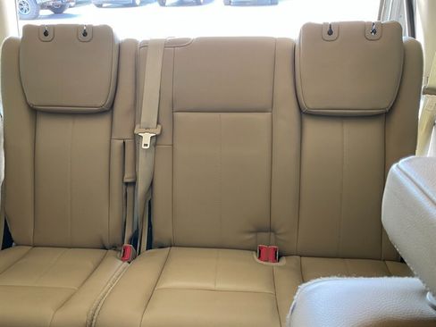 Used 2017 Ford Expedition Limited AWD/4WD image 24