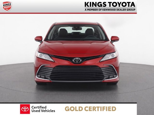 Used 2021 Toyota Camry LE FWD image 6