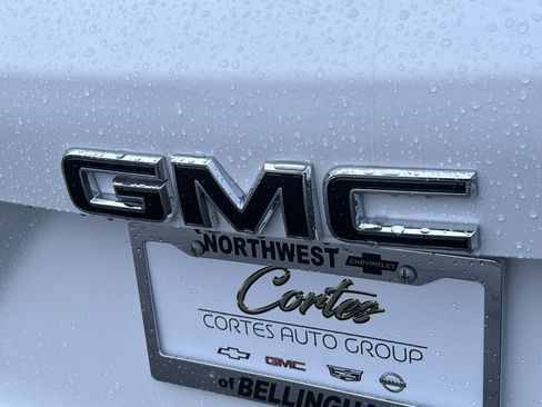 New 2026 GMC Terrain Elevation w/ Elevation Premium Package image 8