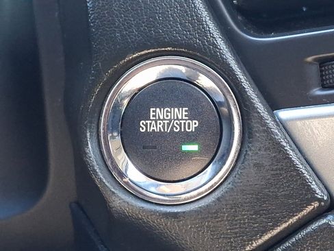 Used 2019 Chevrolet Suburban Premier AWD/4WD image 27