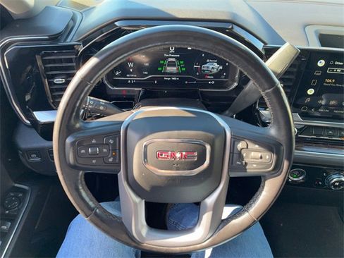 Used 2022 GMC Sierra 1500 Elevation image 13