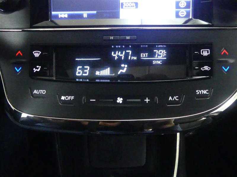 Used 2018 Toyota Avalon Touring w/ All Weather Liner Package FWD image 14